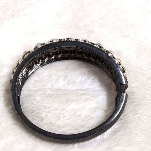 Vintage Gunmetal and Clear Rhinestone Hinged Bracelet - Picture 8 of 14